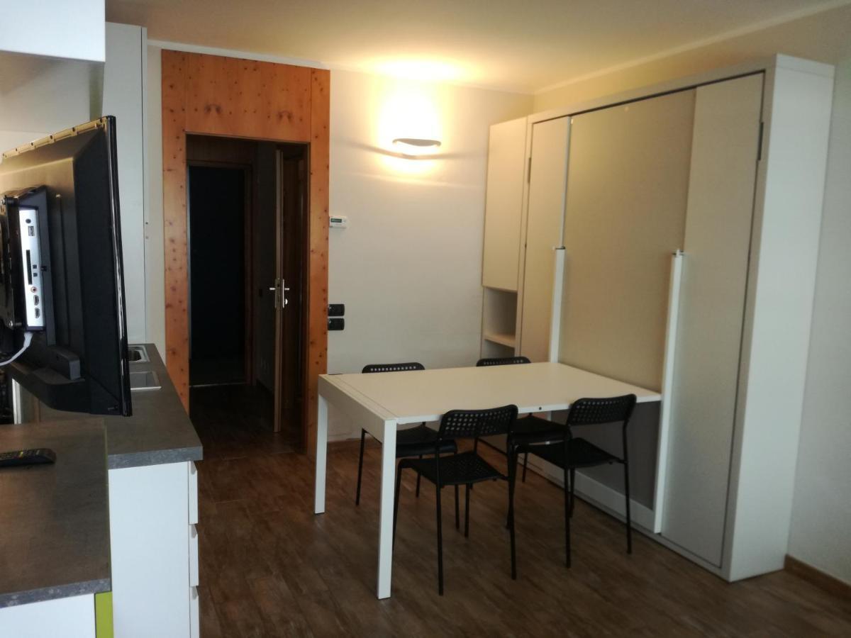 Cielo Alto Studio Apartment With Wifi Брей-Червінія Екстер'єр фото