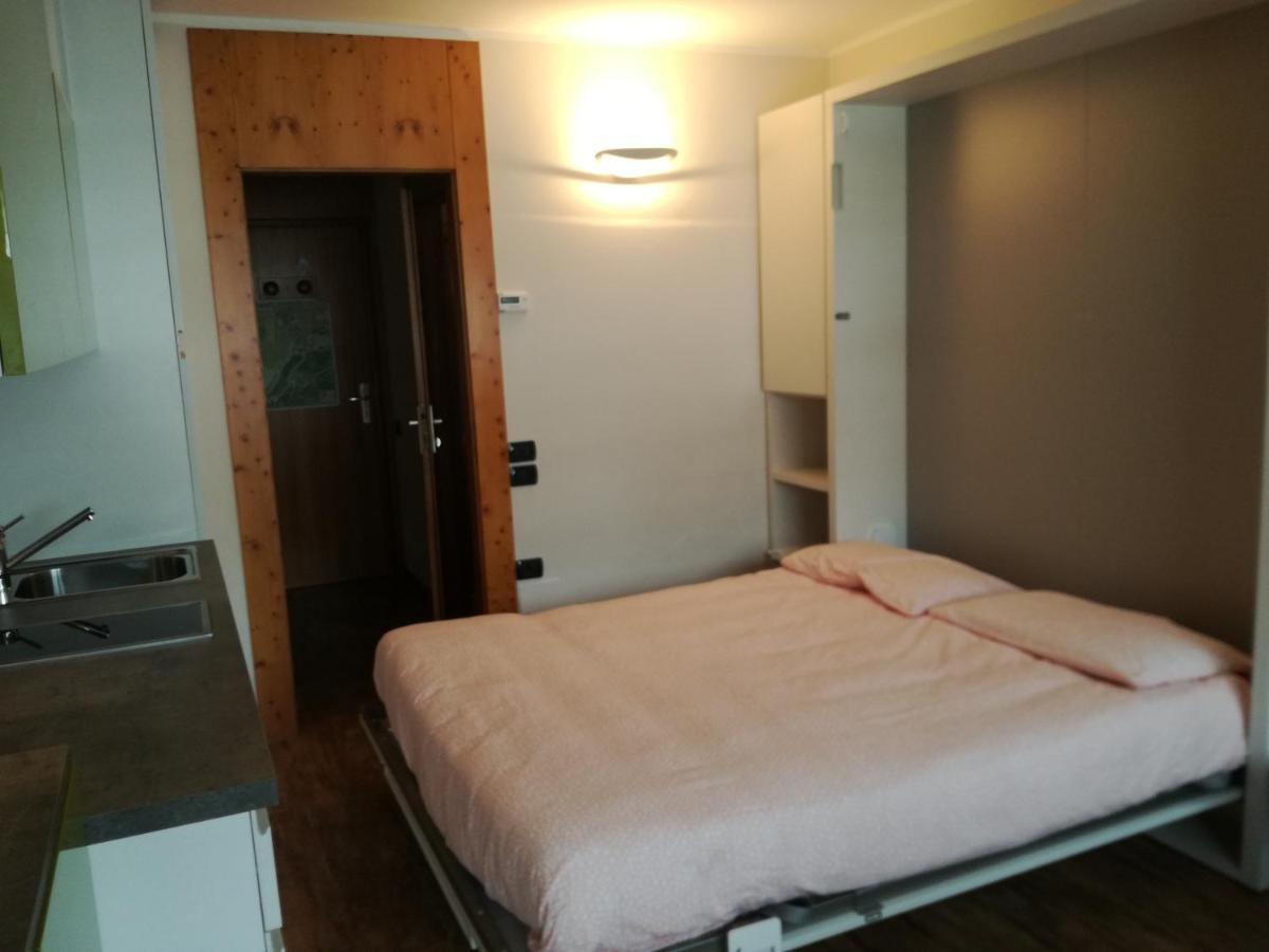 Cielo Alto Studio Apartment With Wifi Брей-Червінія Екстер'єр фото