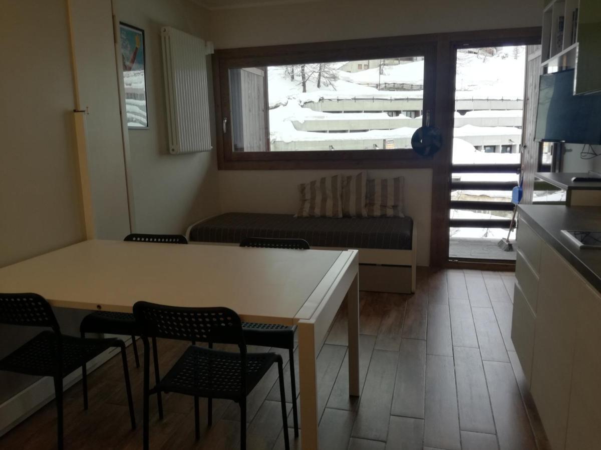 Cielo Alto Studio Apartment With Wifi Брей-Червінія Екстер'єр фото